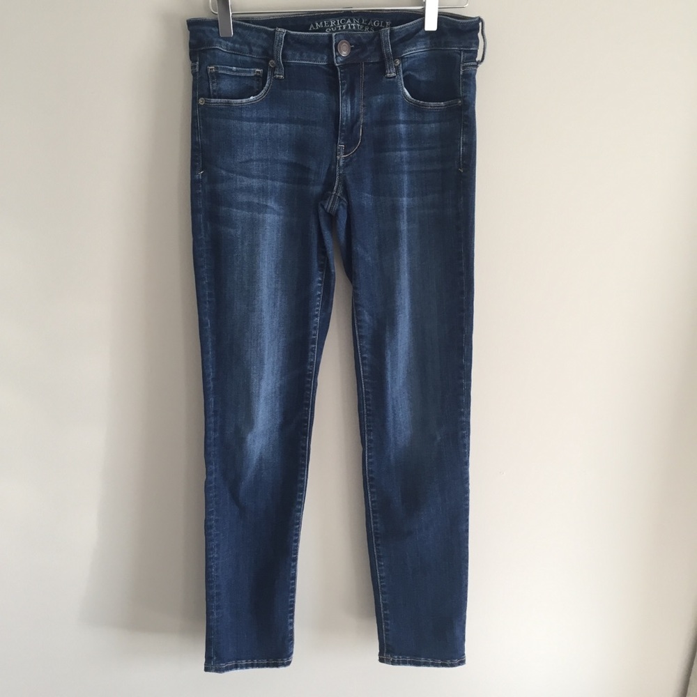 AEO Super Stretch Skinny Jeans 8 Medium Wash